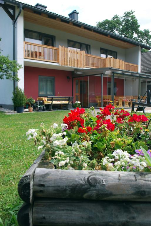 Ferienhof Ressmann-Tratnik Appartement Ledenitzen Buitenkant foto